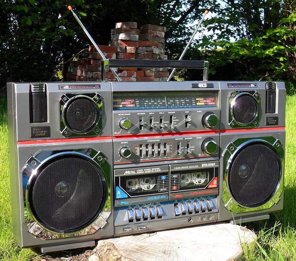 Boombox crown csc-626. магнитофон boombox berecha j1000n super woofer. Tristar rr 5890. магнитола пионер андроид 1din. большая магнитола.