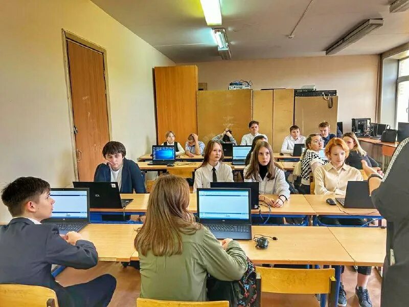 Мбоу цо имени а. Мбоу цо 62. Добрынина анна самара предприниматель. Центр образования 62. Мбоу цо имени а.