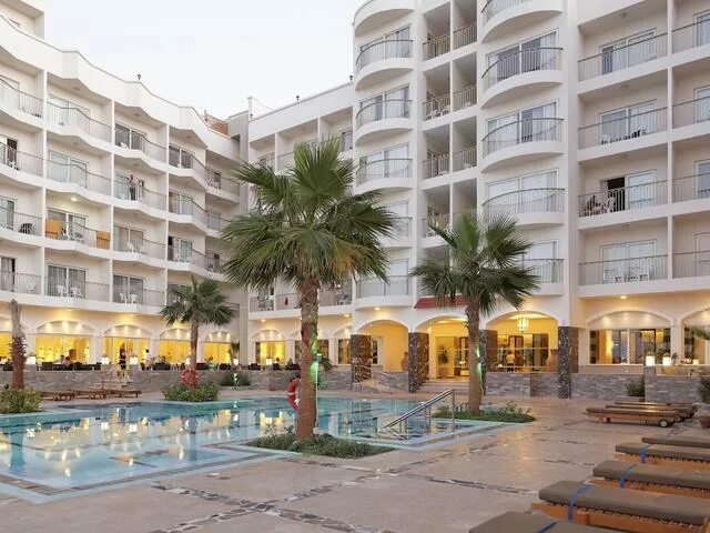Отель Grand Hotel Hurghada 4* / Египет / Хургада - фото, туры в отель