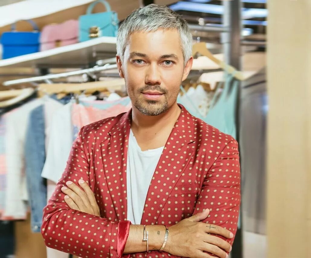 модный приговор александр васильев надежда бабкина. передача модельеры. модный приговор ведущие александр васильев. передача модельеры. александр васильев модный приговор.