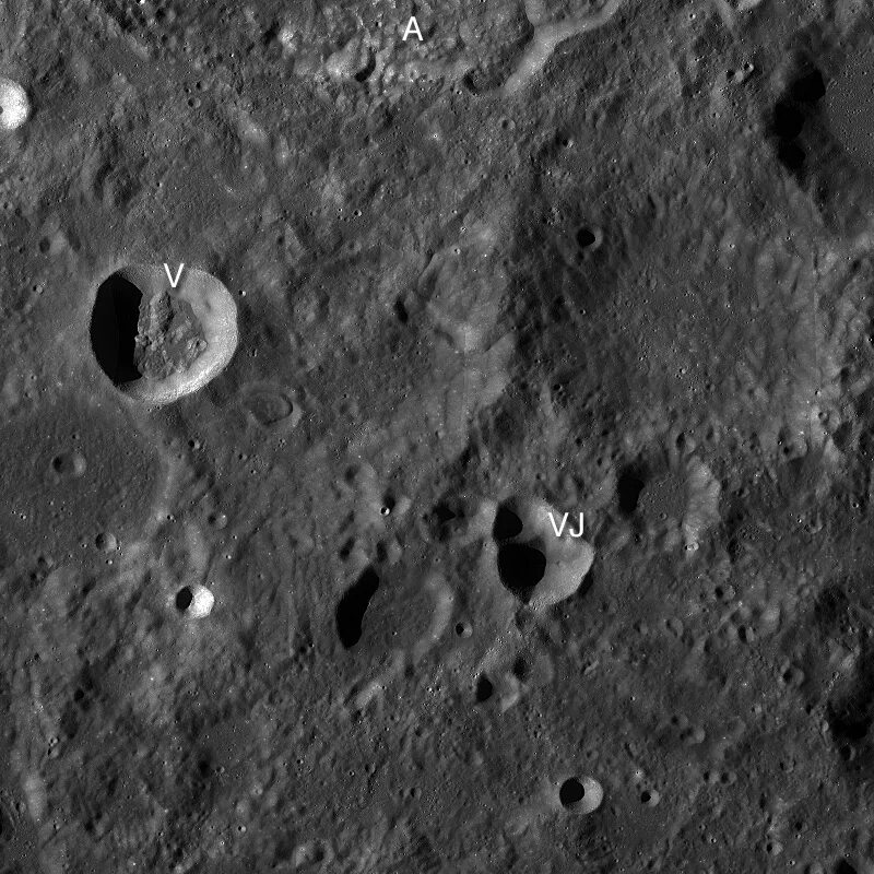 Кратер Эйткен. Бассейн Южный полюс Эйткен на Луне. Южный полюс Эйткен. Эйткен кратер на Луне.