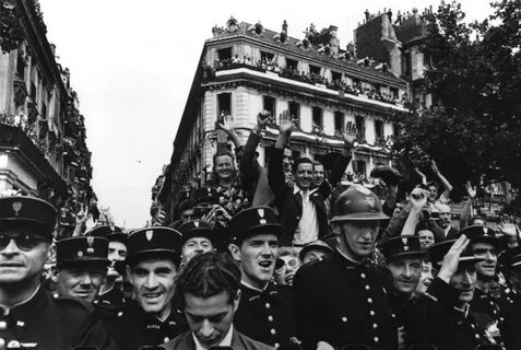 Париж 1944 год