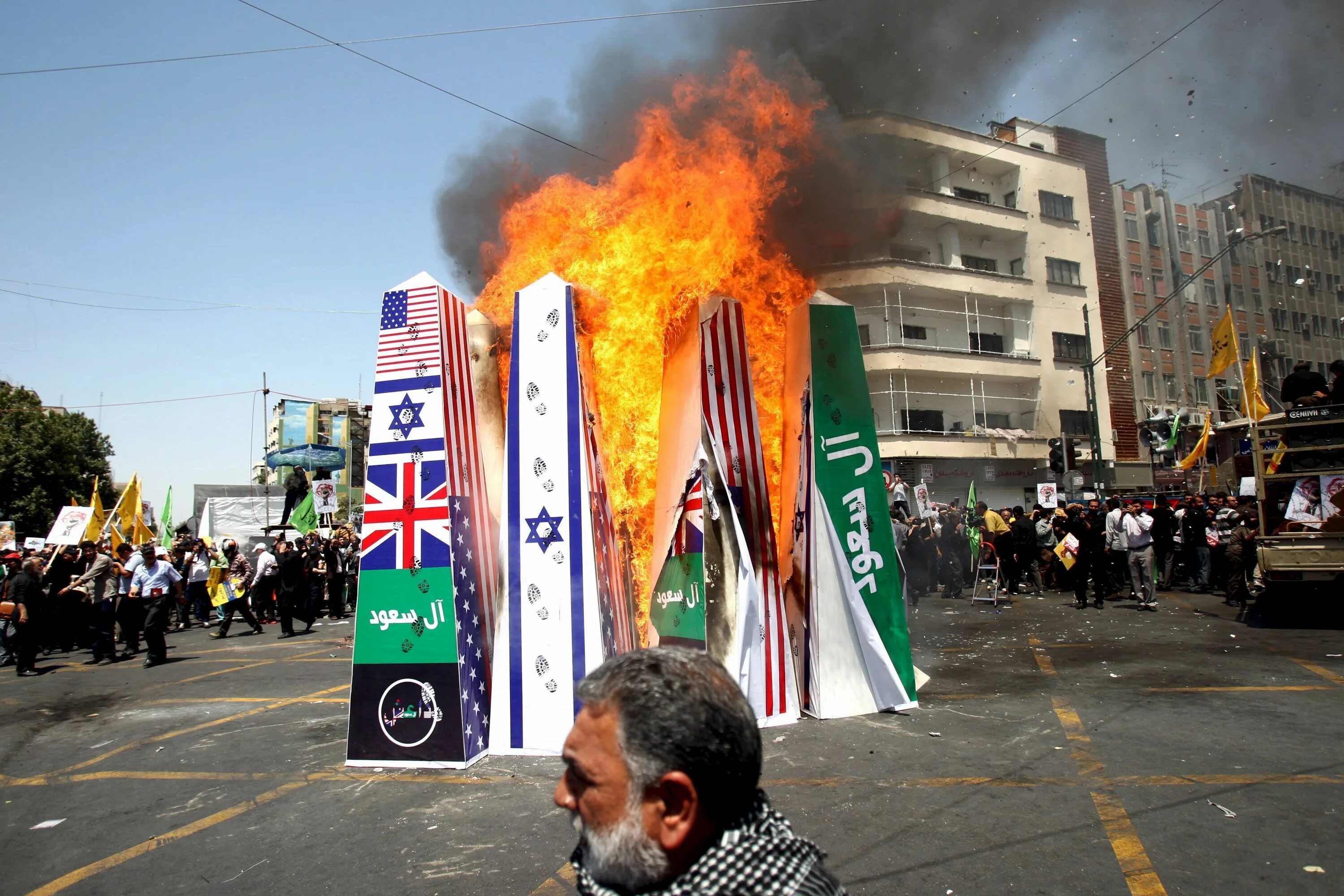 Ответ ирана израилю сегодня. Флаг Аль Кудс. Аль Кудс Ирак. ХАМАС Иран.