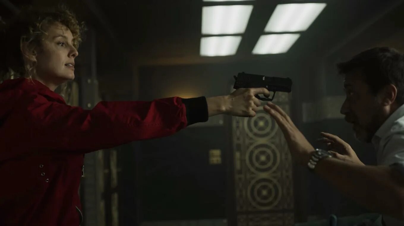 эстер асебо бумажный дом. моника гастамбиде. бумажный дом сериал 2020. эстер асебо бумажный дом. моника гастамбиде стокгольм.