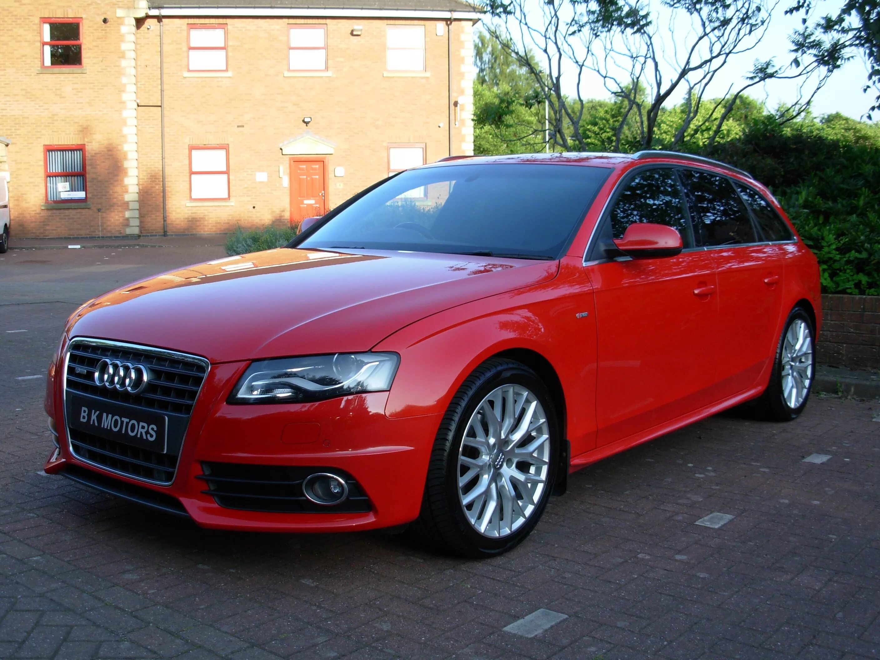 Ауди а4 авант 2018. Audi a4 s line 2008. A4 s line. Audi a4 2013 s line. Audi a4 2020 s line.