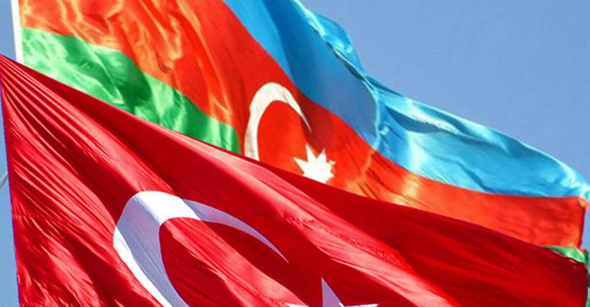 Азербайджан com. Турция и Азербайджан. Флаг Азербайджана и Турции фото. Турция Венгрия военные сотрудничает. Turkey Azerbaijan relations book.