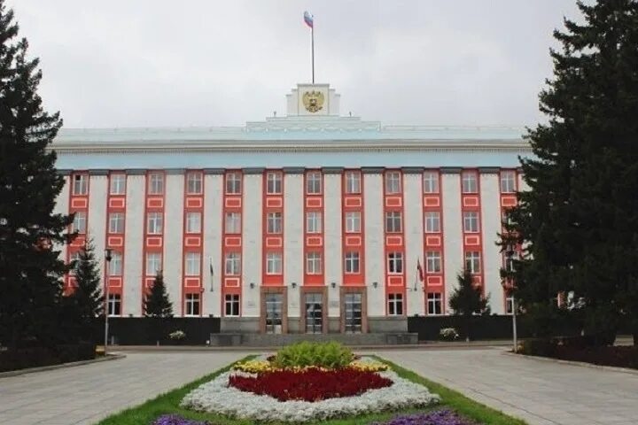 Стали известны претенденты на должность мэра Барнаула МК Барнаул