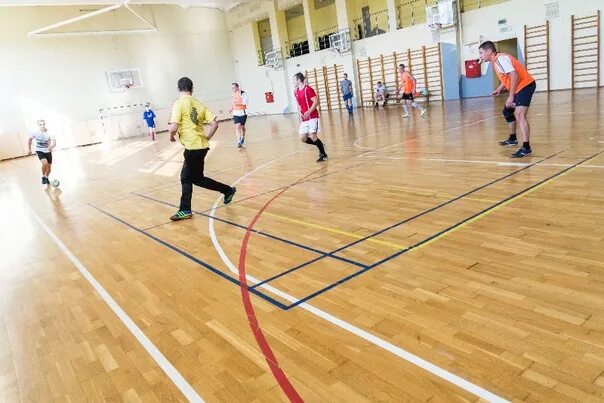 Бассейн в спорткомплексе. Фок на орловского. Спорткомплекс орловский ростовская. Олимпиец петушки. Физкультурно оздоровительный комплекс орловского филиала пгупс.