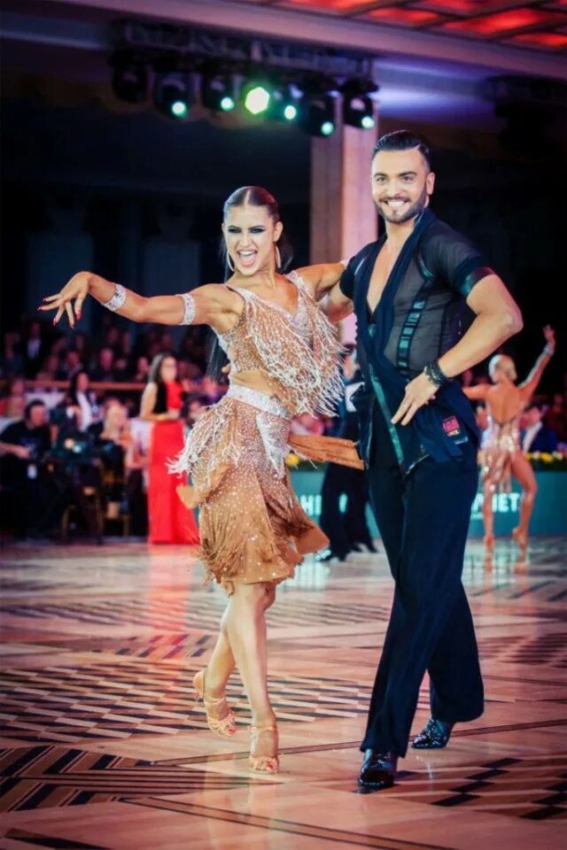 Видео бальных танцев профессионалы. Видео бальных танцев профессионалы. Видео бальных танцев профессионалы. Видео бальных танцев профессионалы. Стандарт бальные.