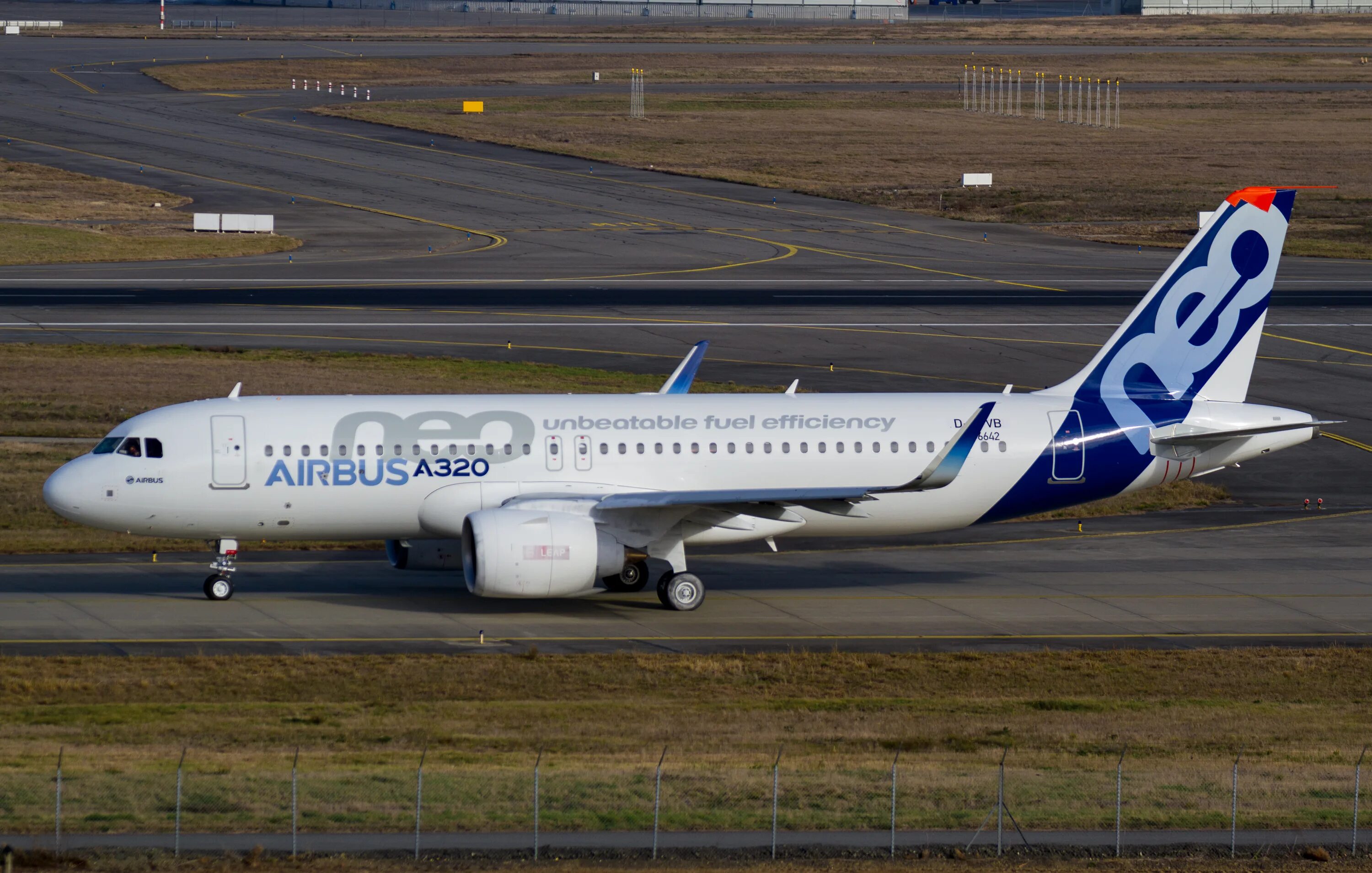 Airbus a320. A320neo. А320 Нео. A320neo VP-bog. Airbus a320neo Oʼzbekiston.