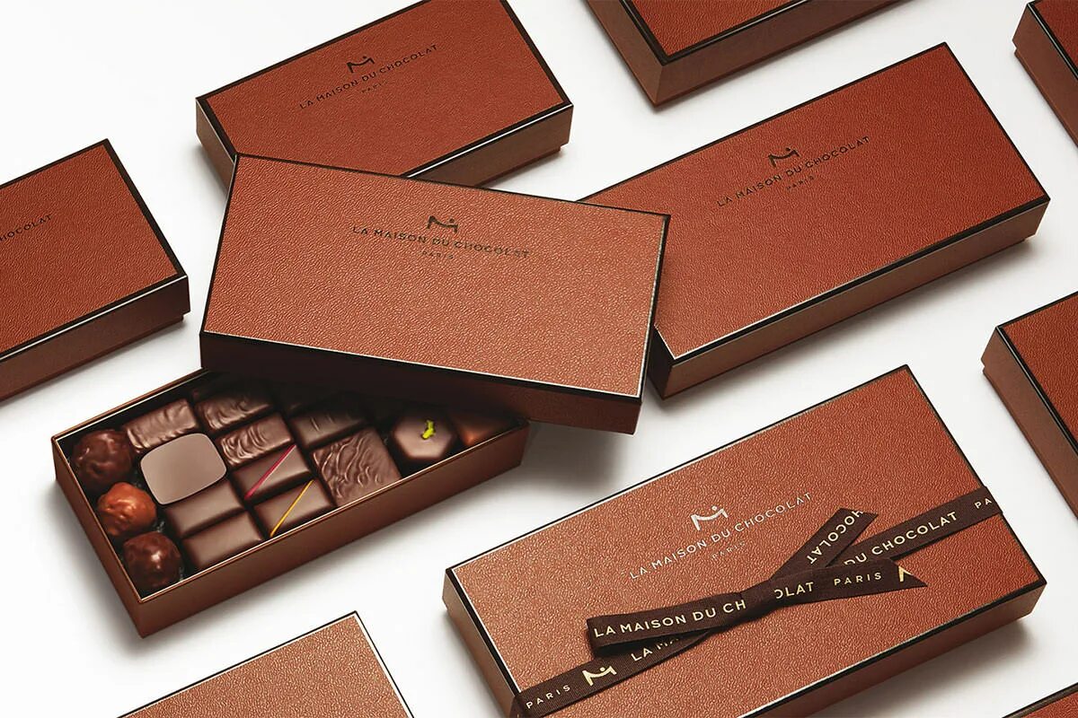 Заказать доставку шоколада. La Maison du chocolat конфеты. La Maison du chocolat в Москве. Maison du chocolat дом. Упаковка для домашнего шоколада.