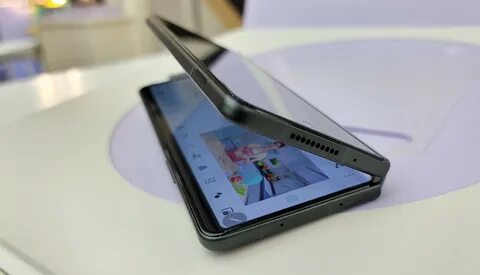 Смартфон google fold