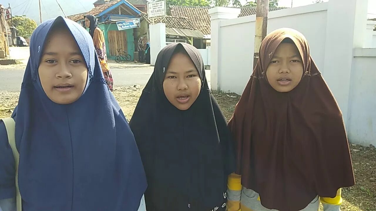 Com indonesia viral. Анак smp. Анак smp 14. Smp Colmek 2022. Abg sma Colmek 2021.