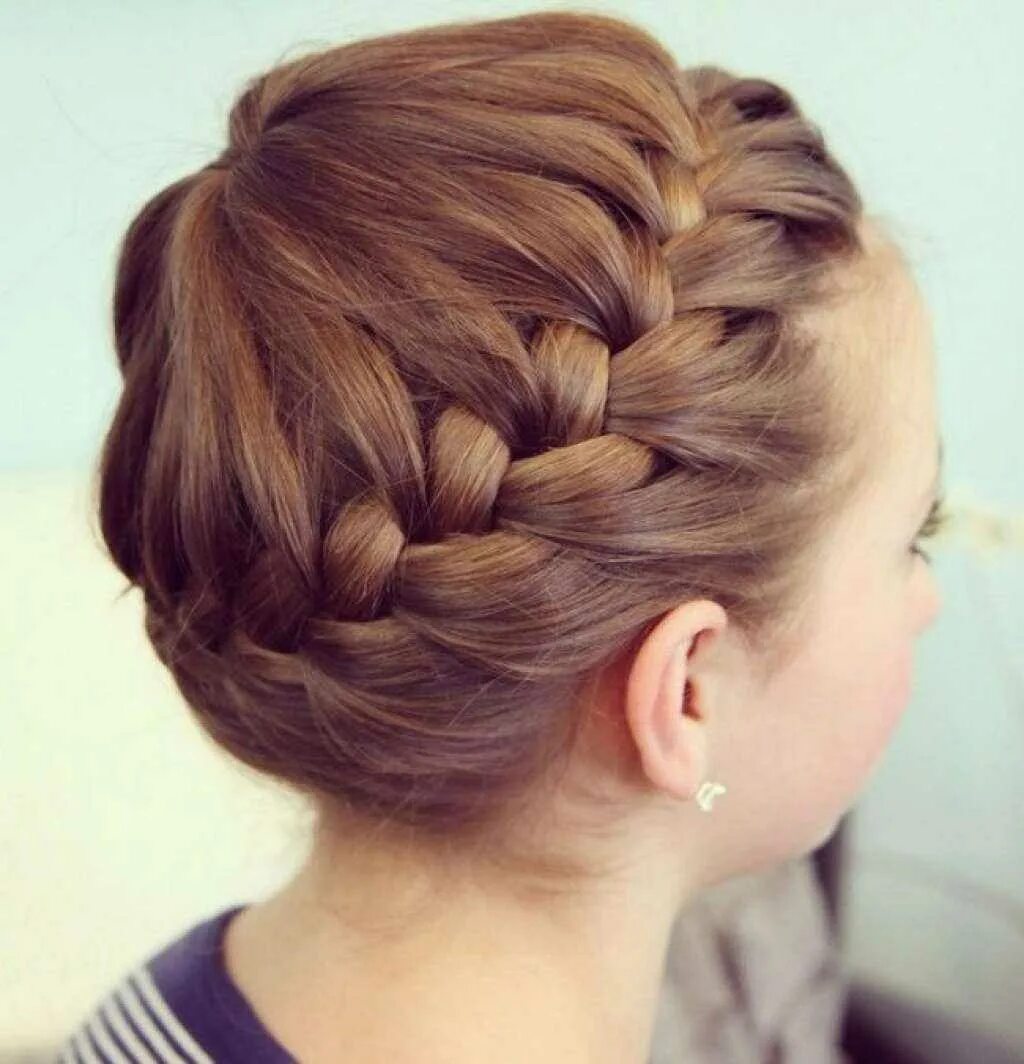 Прическа корзиночки из косичек. Прическа корзинка для девочки. Коса корзинка. Коса корзинка. Прическа корзиночка.