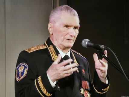 Участник старший