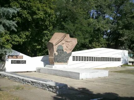 Памятник погибшим в гражданскую войну