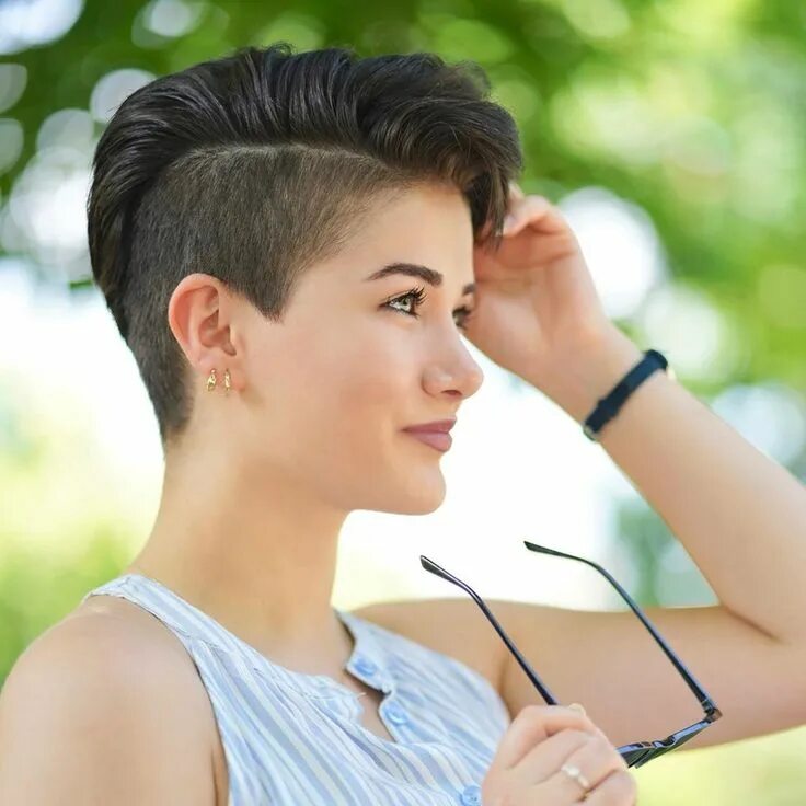 Pin en Korte kapsels 08 Pelo corto mujeres, Cortes de cabello corto, Cortes de p