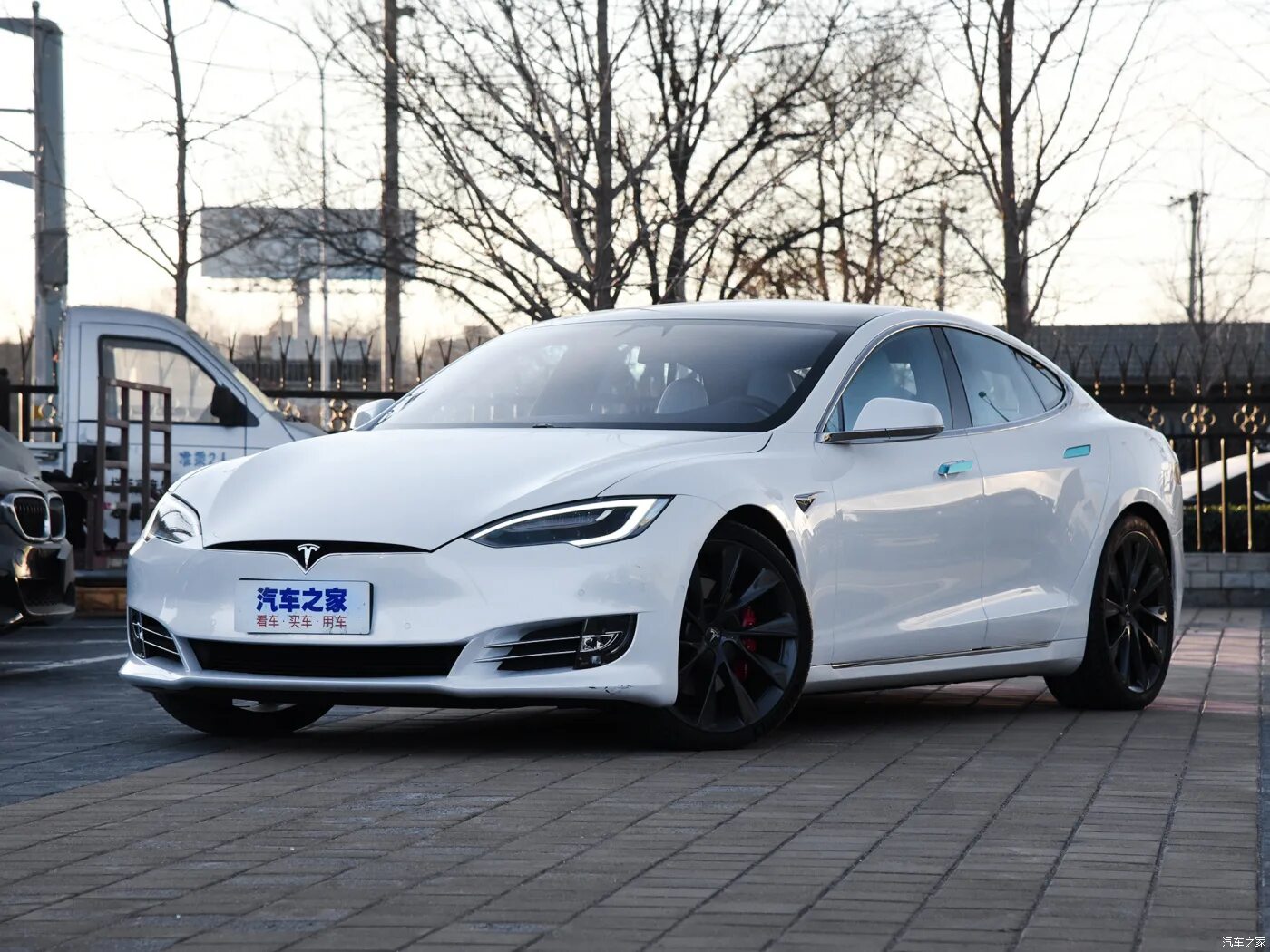 Тесла новая в россии. Тесла model s Plaid 2021. Tesla model s Plaid 2021. Tesla model s 2021. Tesla model s 2022.