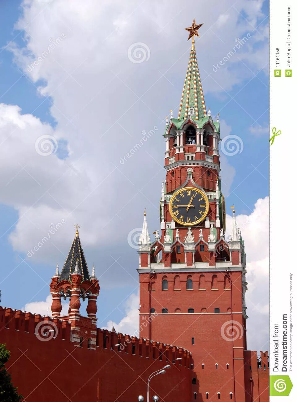 Московский кремль на англ. Спасская башня на английском. Российские достопримечательности на английском. Спасская башня вязьма. Спасская башня на английском.