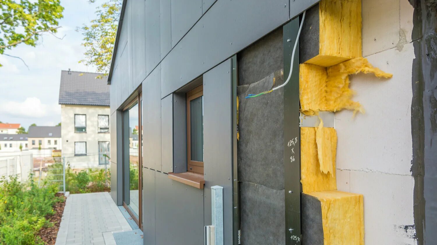 вентфасад планкен технология. утепление стен пенопластом схема монтажа. утепление наружных стен здания. утеплитель для стен снаружи. утепление наружных стен здания.