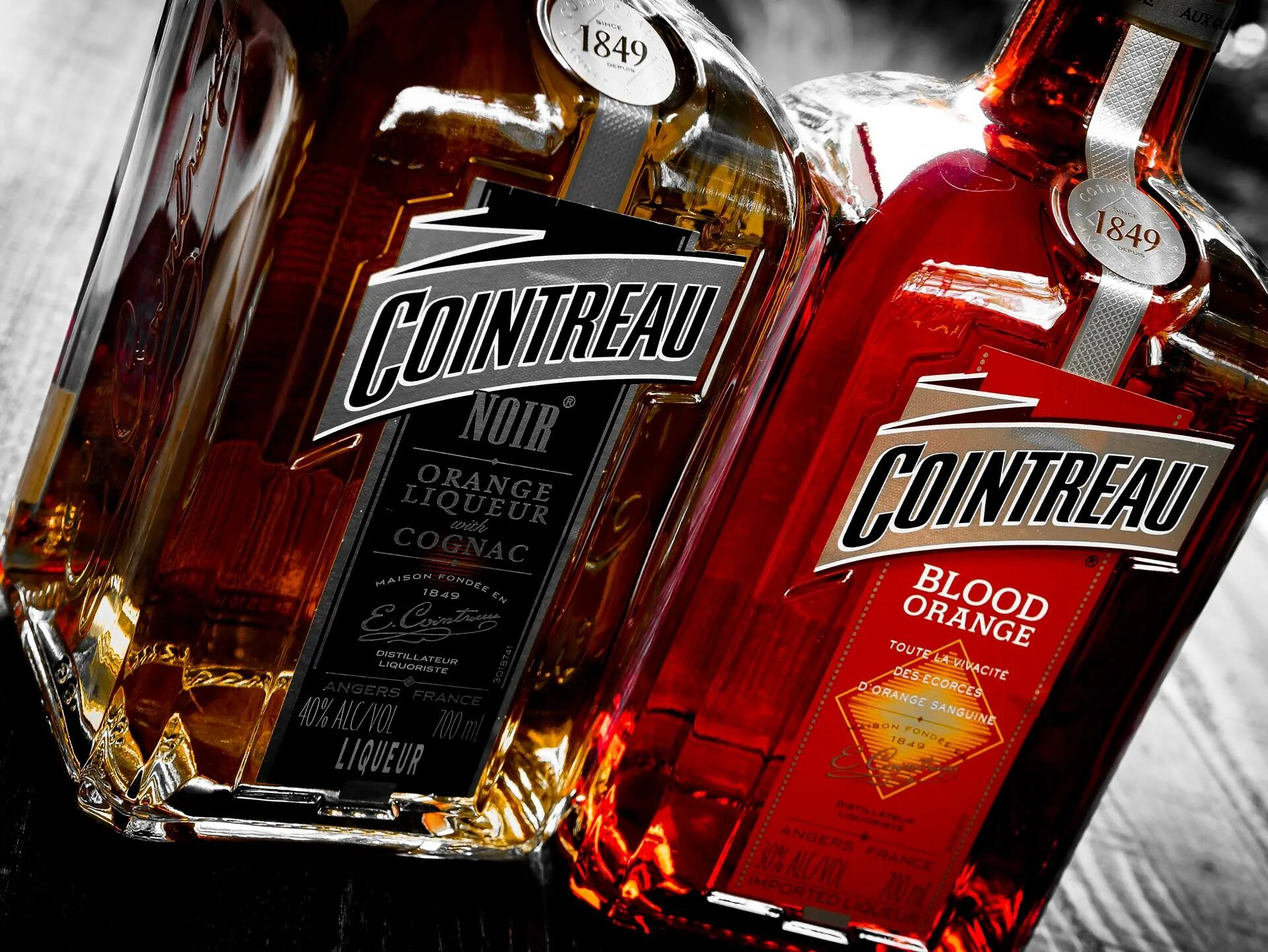 40 Алкоголь. Марки Куантро фото. Ликер Cointreau Gift Box with Cocktail Glass 0.7 л. Что за напитокcointreau l"unique. Куантро ликер красный