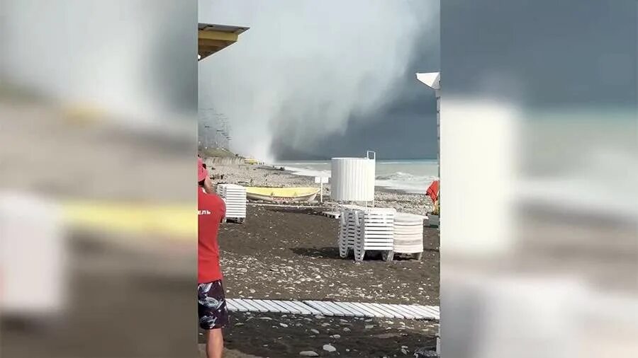 смерч в сочи 2022. смерч в новороссийске. смерч в лазаревском 2022. смерч в лазаревском. торнадо в сочи.