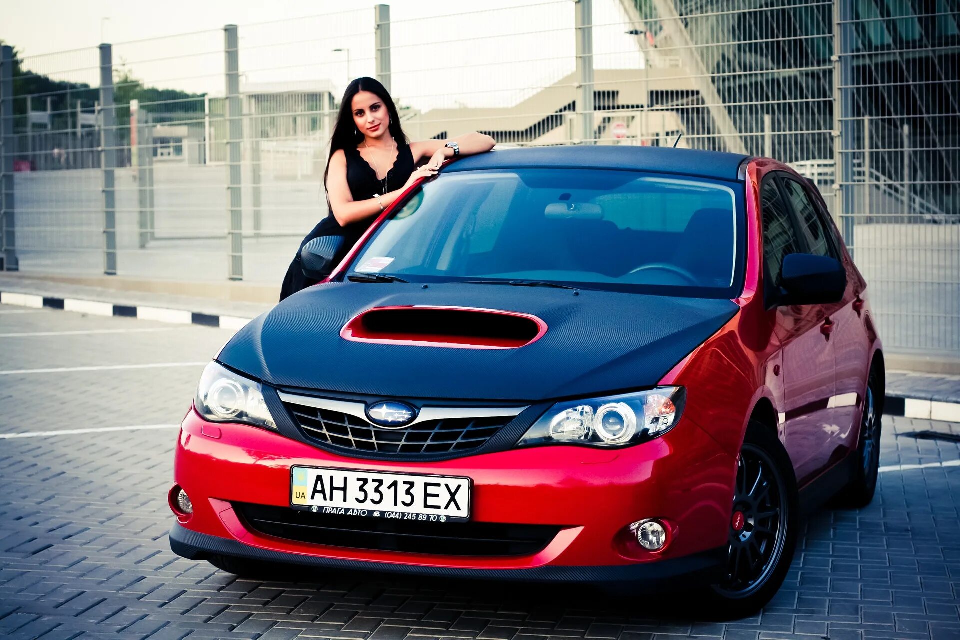 Какая машина у насти. Албанская Хонда. Машина Настя. Албанская машина. Красивые фото машин и девушек Хонда.