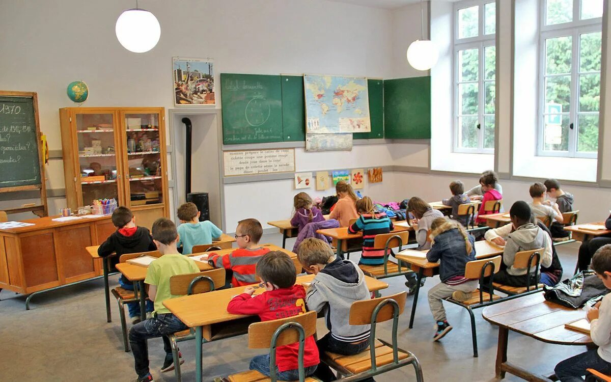 De l ecole. École primaire классы. l&#039;ecole 5 класс. ecole рисунок. фотография французских дошкольников, занимающихся в классе.