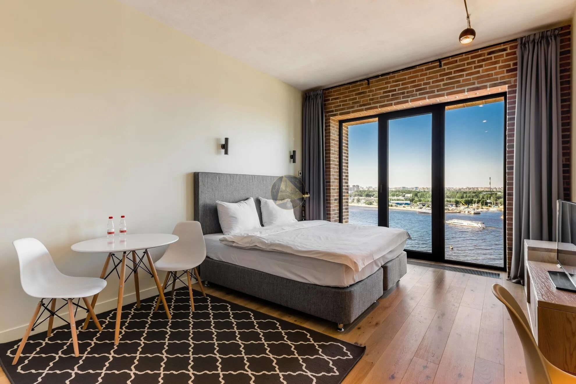 комната на сутки. апартаменты на сутки в питере. студия апартаменты спб апарт отель. отель питерлэнд в санкт-петербурге. Docklands апартаменты спб.