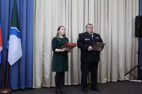 Сотрудники поздравили ветеранов