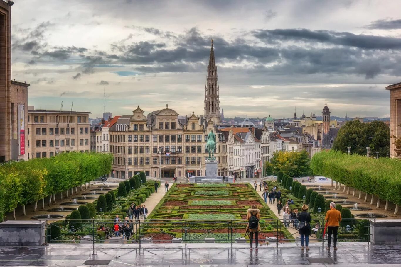 Страна города брюссель. Столица Бельгии Брюссель. Брюссель столица Бельгии достопримечательности. Королевство Бельгия Брюсс. Бельгия столица Брюссель фото.