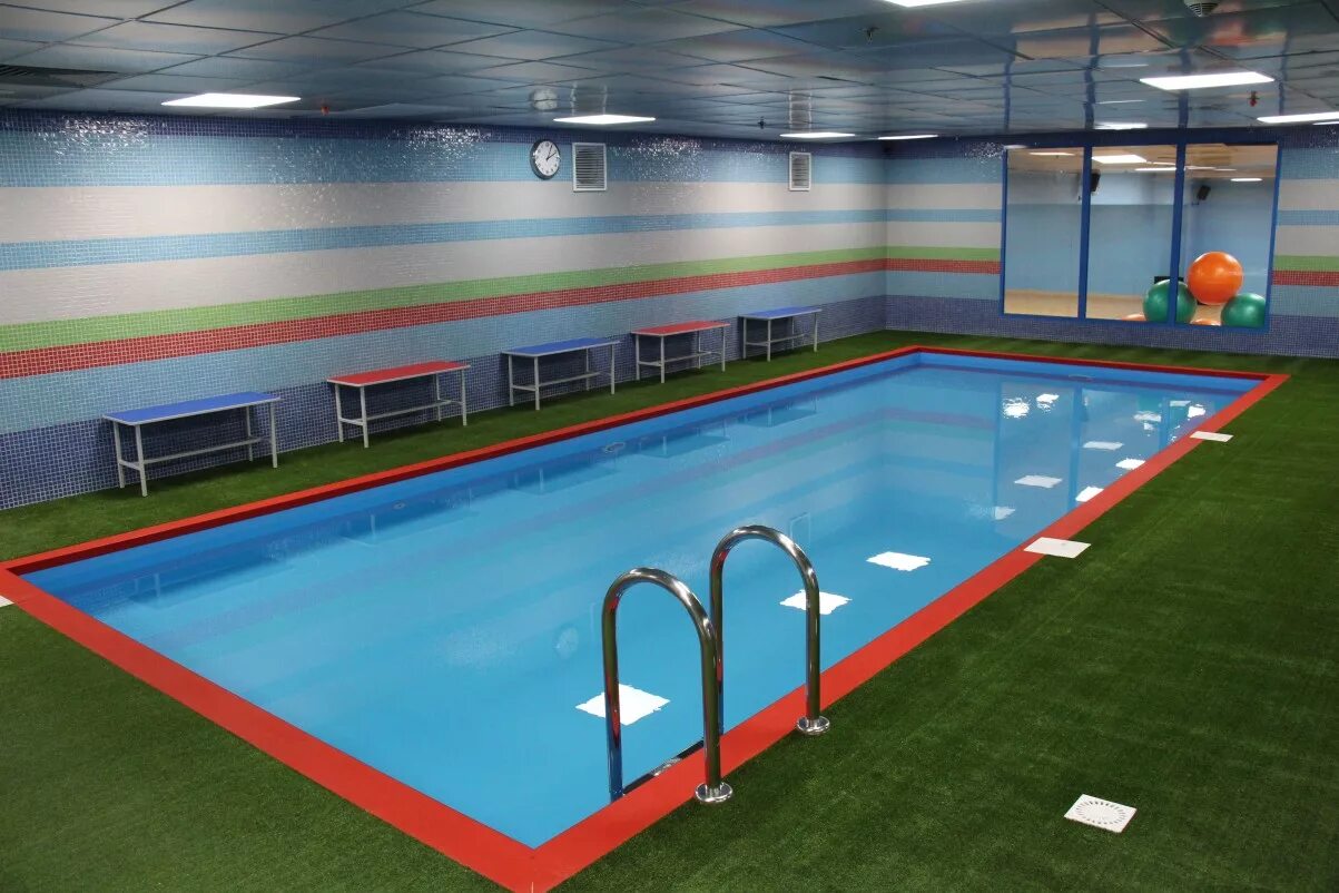 бассейн дельфин ялуторовск. юна aqua life. бассейн метро домодедовская. , 107а, домодедово. бассейн метро домодедовская.