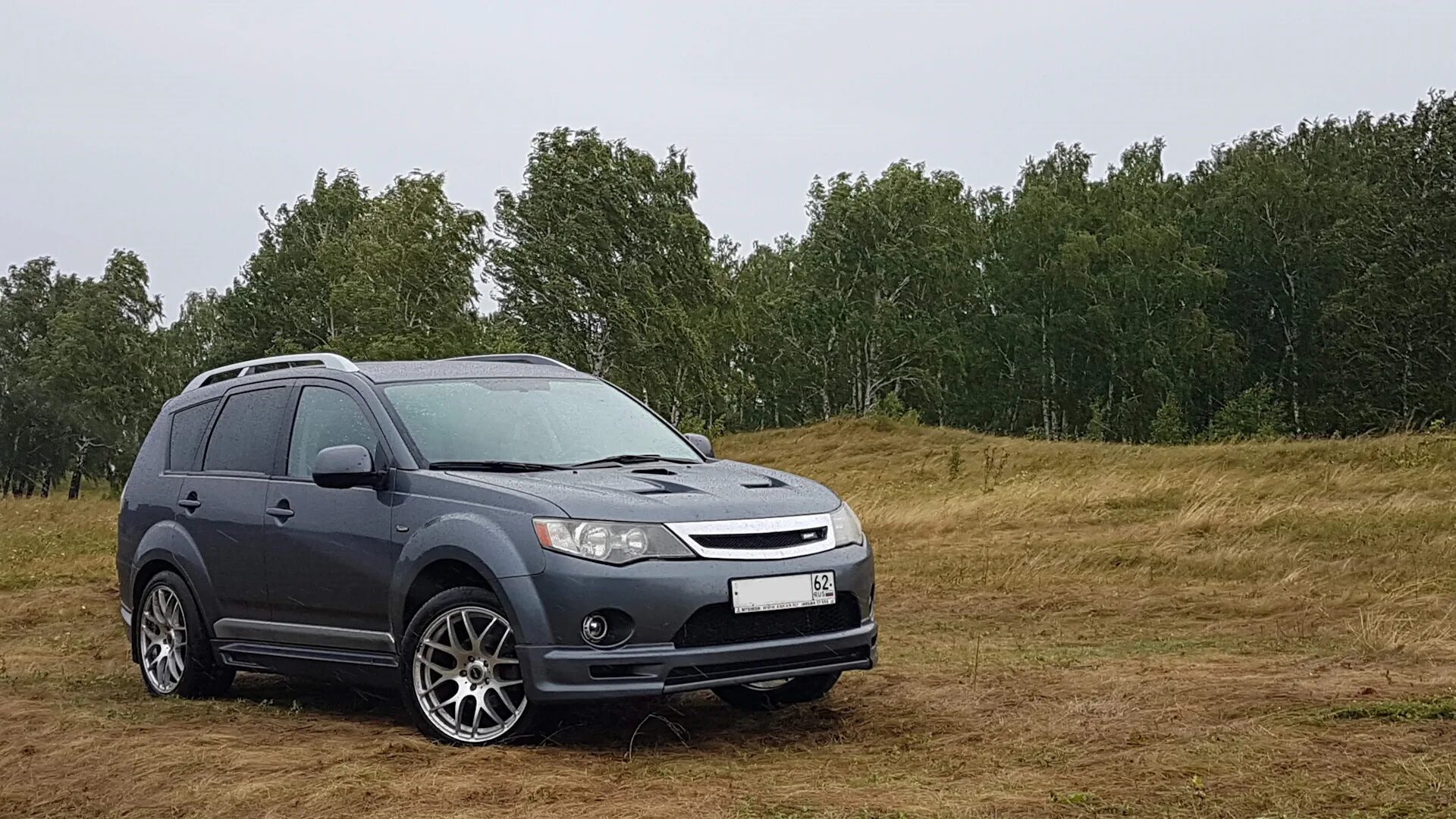 Шины для мицубиси аутлендер. Mitsubishi Outlander XL серый. Outlander 2008. Митсубиси Аутлендер 2008. Outlander XL 2008.