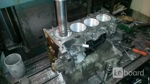 Продам требует ремонта двигателя