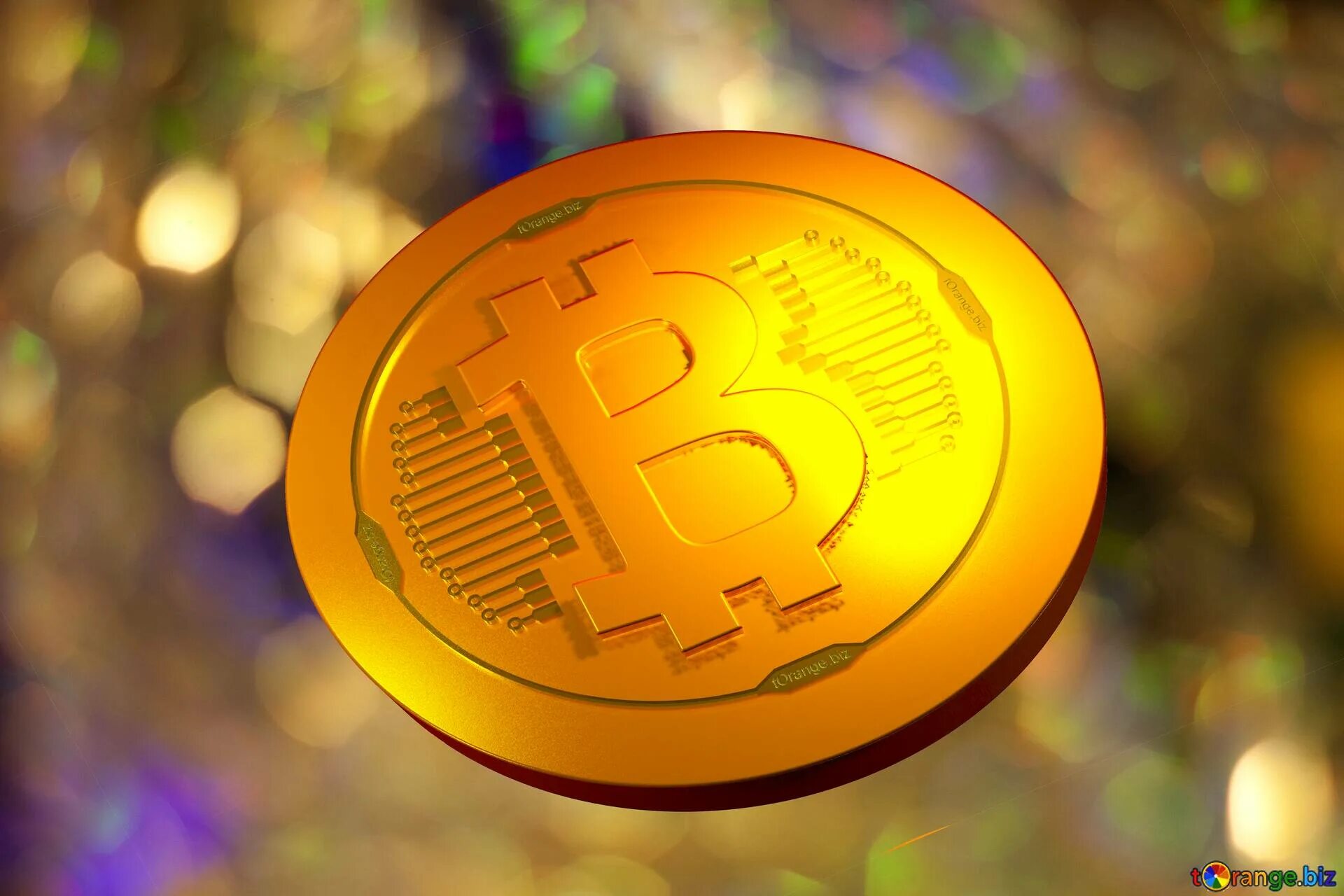 Девушка с монеткой. Держать для мелочи. Монеты в женских руках. Бизнесмены держат монеты. Монета в сто вон на руке.