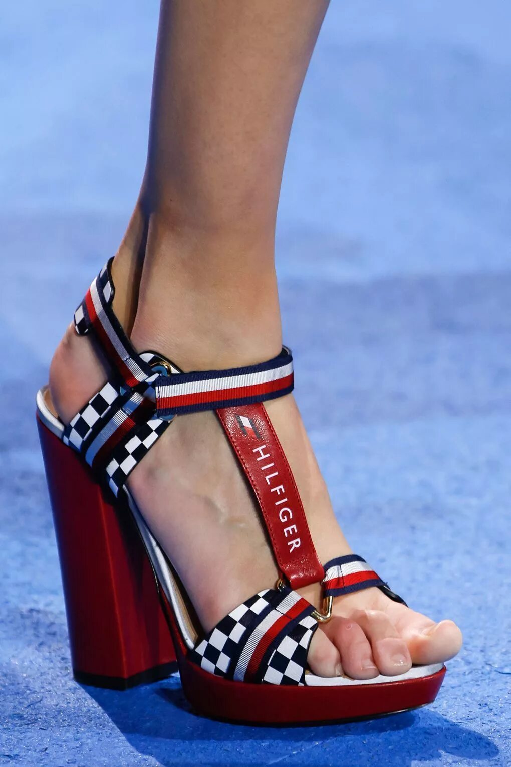 Купить босоножки дорогие. Босоножки Томми Хилфигер. Tommy Hilfiger Shoes Heels. Босоножки Томми Хилфигер босоножки женские. Каблуки Томми Хилфигер.