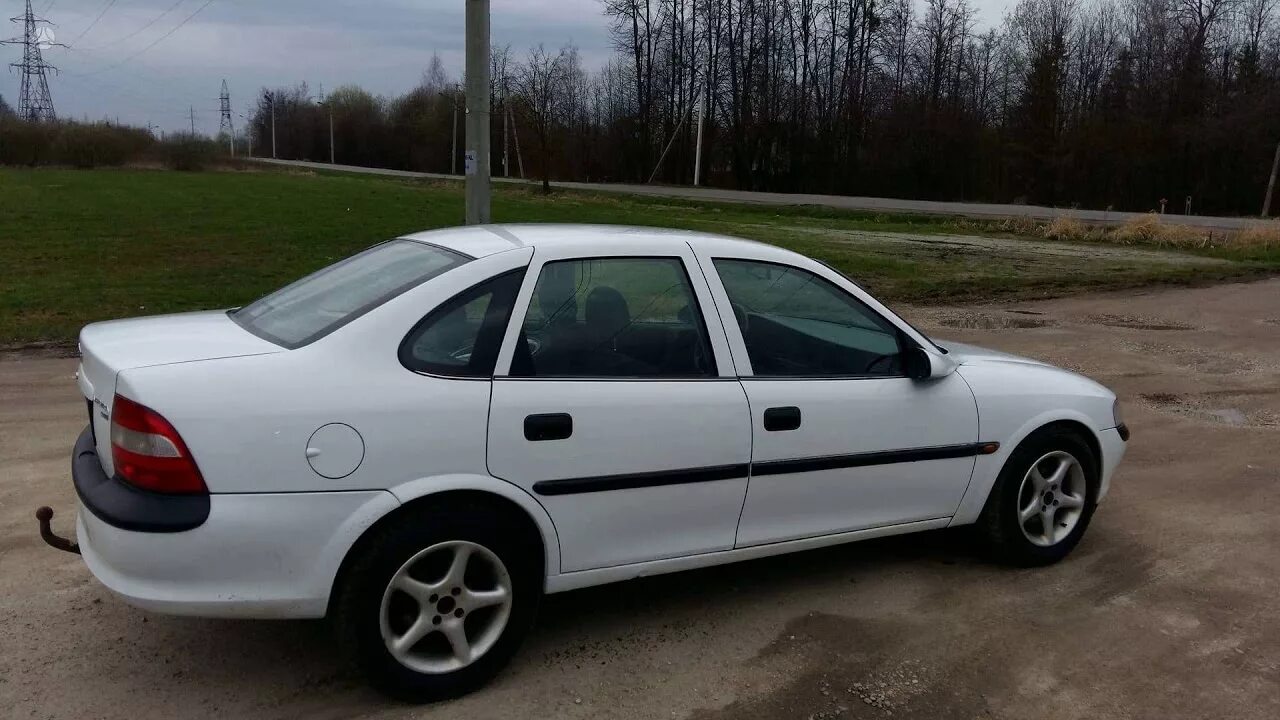 Вектра 98 года. Opel Vectra 1998. Opel Vectra 1998 1.6. Opel Вектра 1998. Opel Vectra b 1998.