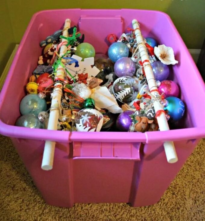 Новогодние коробочки со зверюшками ручной работы фотографа. Хранение елочных игрушек. Ящик для новогодних игрушек. Елочные украшения в коробке. Коробка для хранения елочных игрушек.