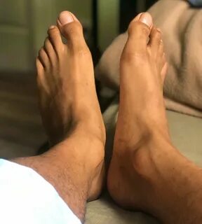 Man feet 18