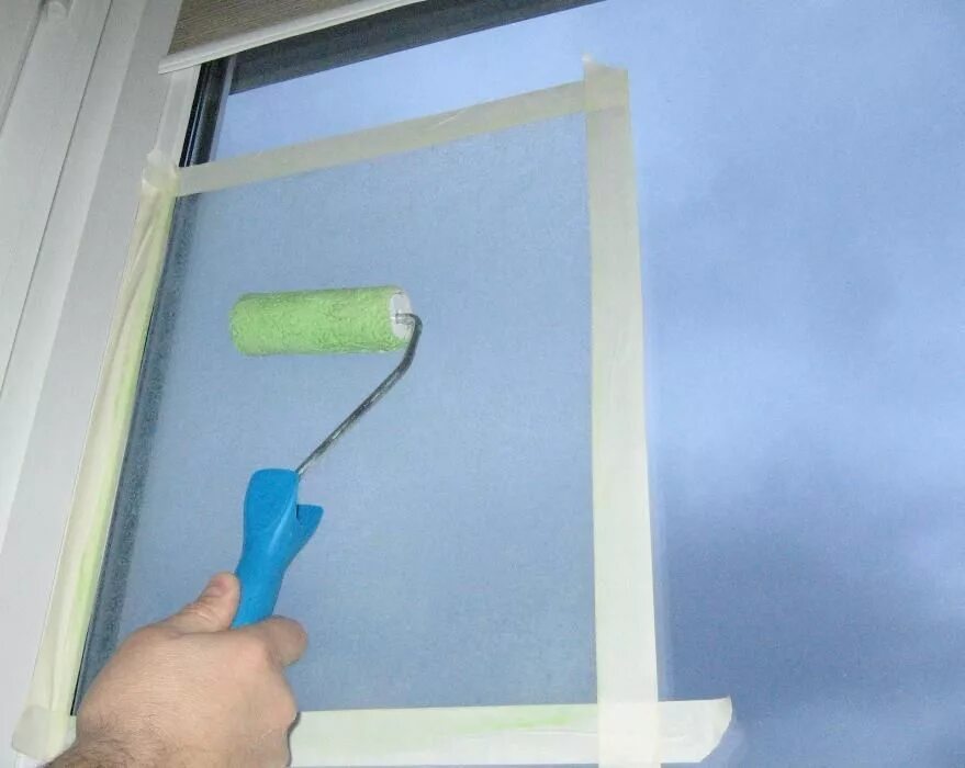 Жидкая защитная пленка для окон. Пленка на окна при ремонте. Защита окон при ремонте. Пленка для защиты окон при ремонте.