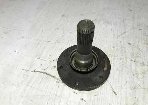 Фланец переднего редуктора. Фланец переднего моста мтз 1221. Фланец хвостовика переднего моста газель 4х4. Фланец переднего редуктора инфинити qx56 2008. Фланец заднего редуктора стелс гепард.