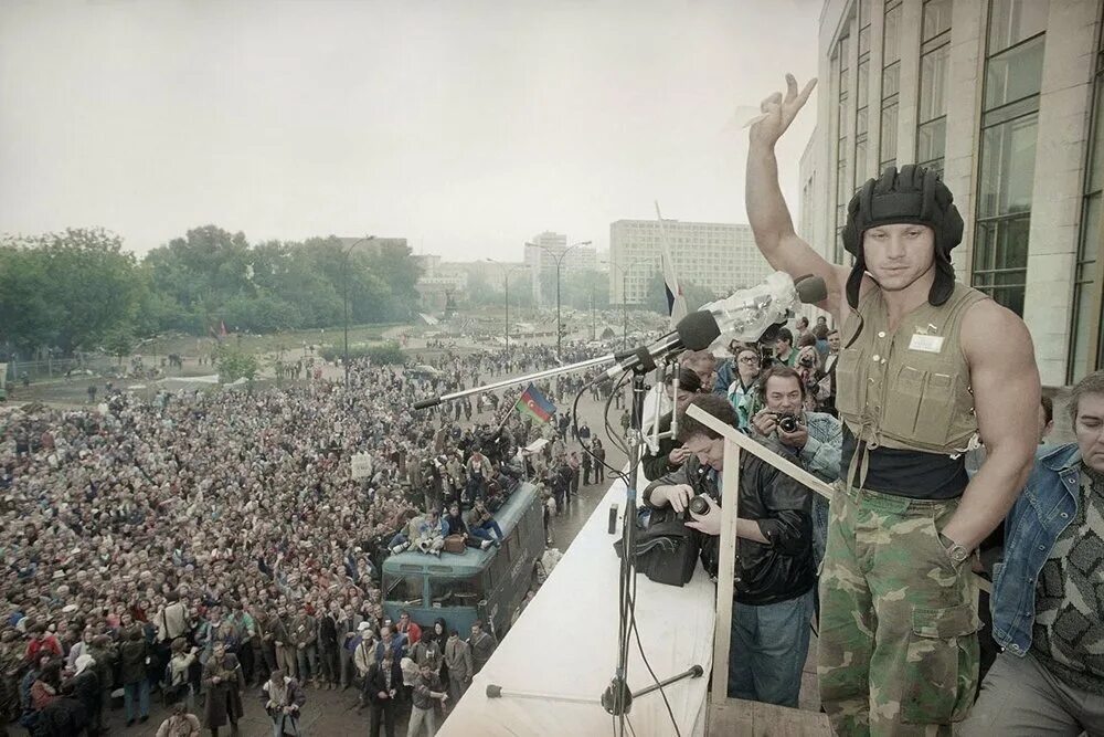 Забыть перестройка. 1993 Августовский путч танки. Путч 1991 года. ГКЧП август 1991. Путч ГКЧП 1991.