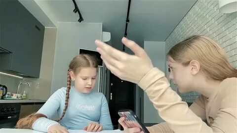 Сестра в детском доме