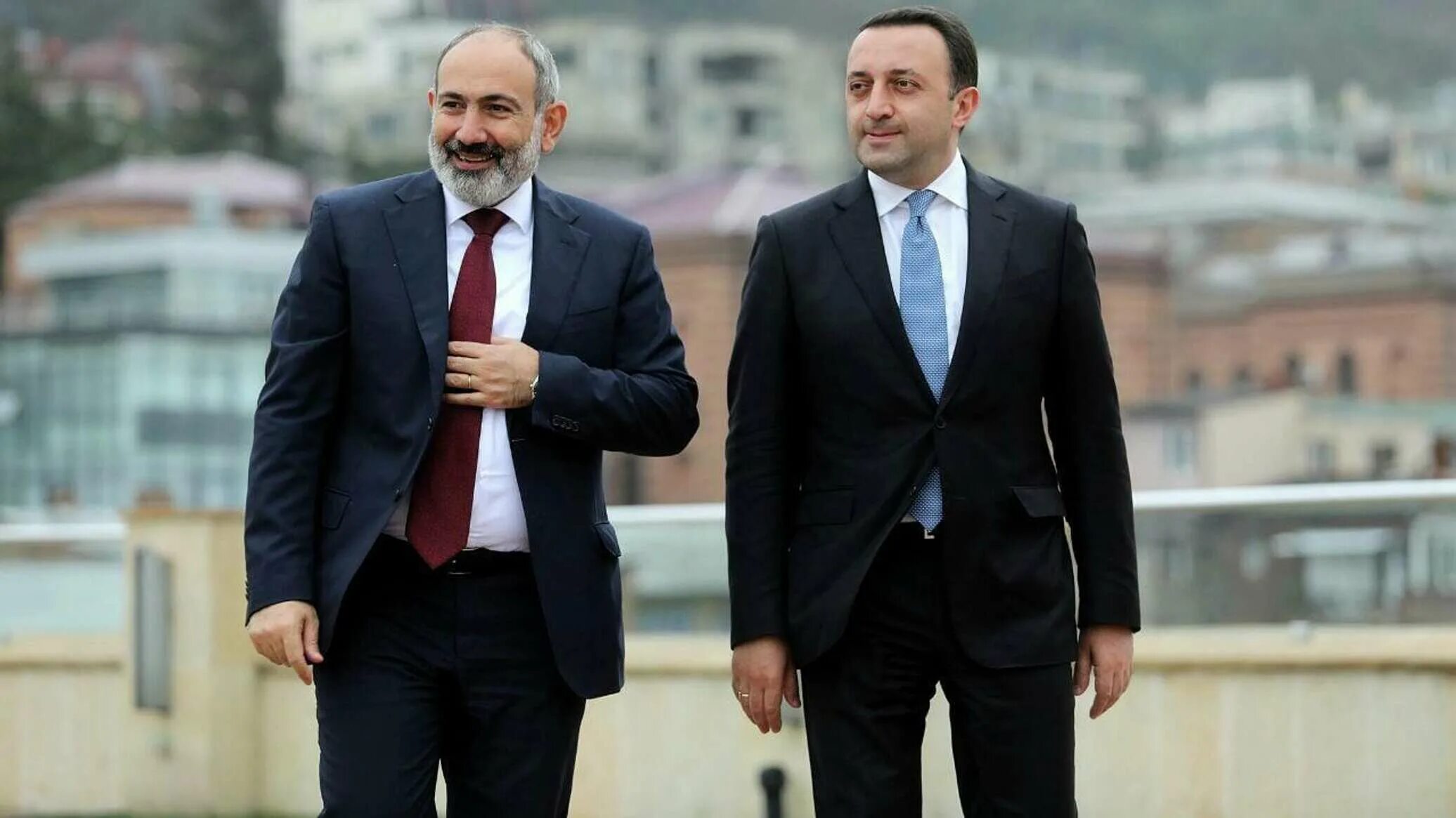 Премьер-министр армении н. Н армении. Армении симонян спикер. Н армении. Владимира путина с николом пашиняном.