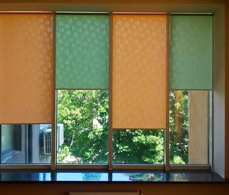 Типы рулонных штор. Ролевые шторы на окна. Рулонные шторы д38. Рольшторы зебра день ночь. Типы рулонных штор.