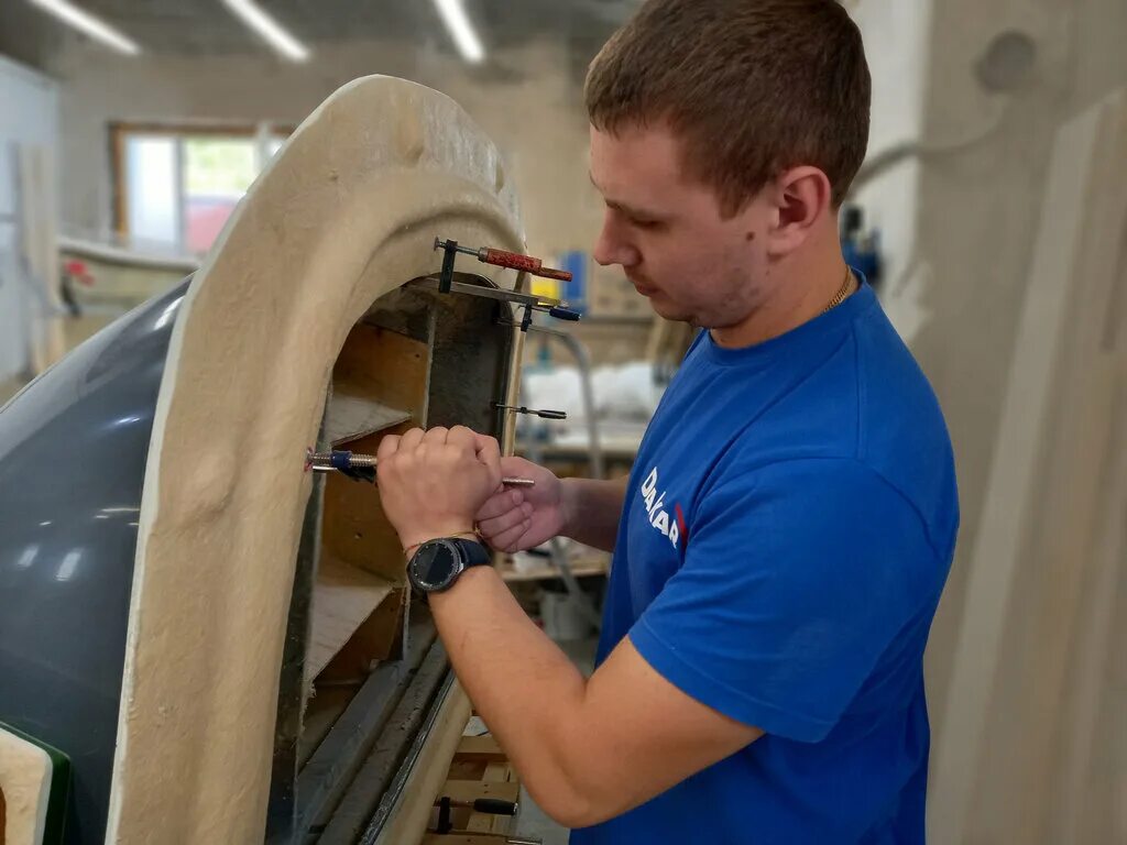 завод нпт. выставка производственных романов. промышленные технологии нижний новгород. промышленные технологии нижний новгород. заготовительный участок на производстве.