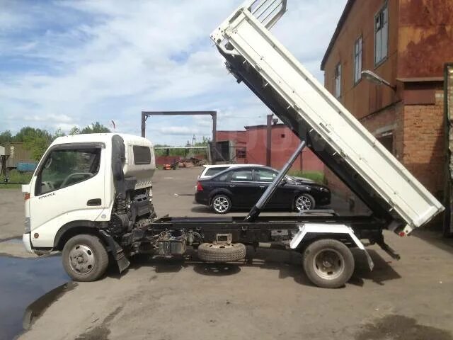 Переделка газели в самосвал. Запаска самосвал на мазда титан. Переделать самосвал. Переделать самосвал. Рама mh40 самосвальный ниссан атлас.