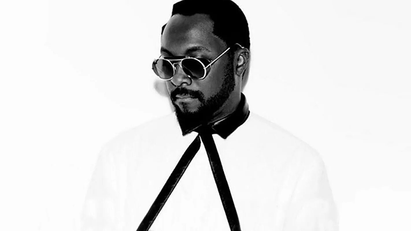 Will i am fly. Will.i.am. will i am рэпер. will i am 2025. will i am в шляпе.