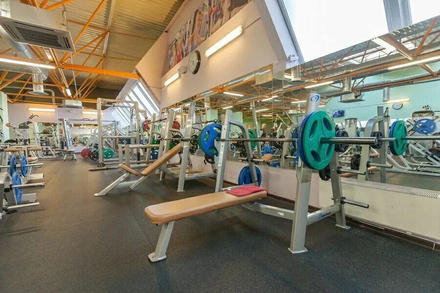 Бассейн пражская. Fitness house пражская 30. Фитнес хаус бухарестская. Бассейн проспект славы. Фреш фитнес на пражской.