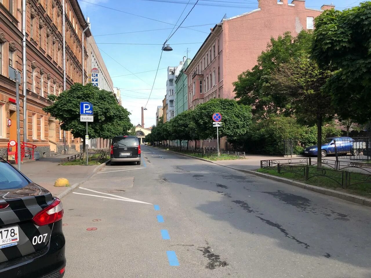 Паркомат в петербурге. Платная парковка на петроградке. Зона парковки. Платная парковка. Табличка парковка.